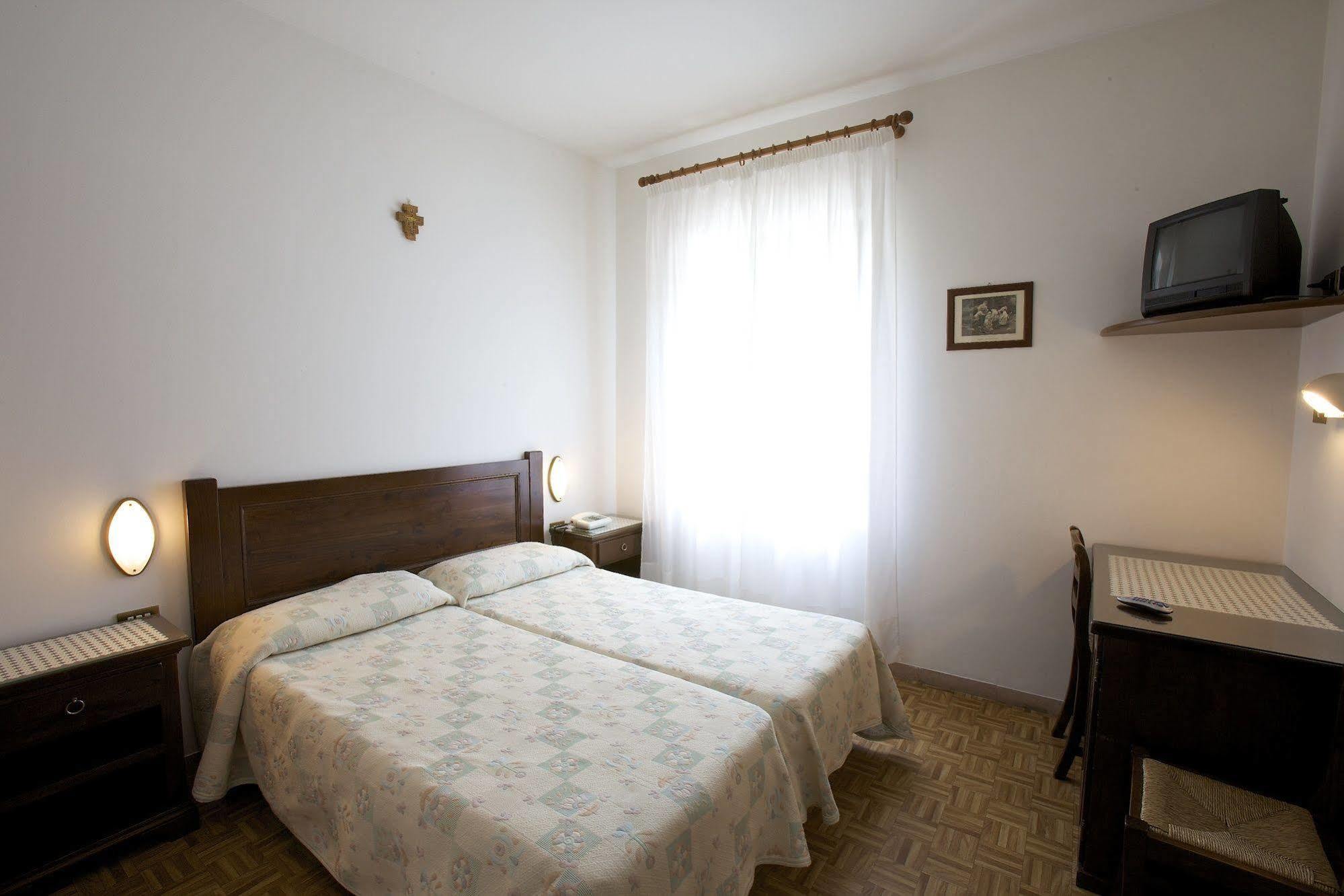 Hotel Da Angelo Assisi Kültér fotó